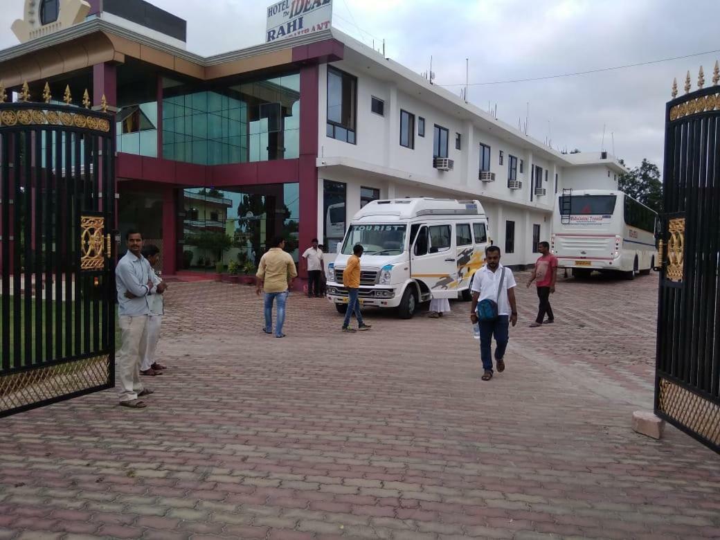 Hotel The Ideal Kushinagar Екстер'єр фото